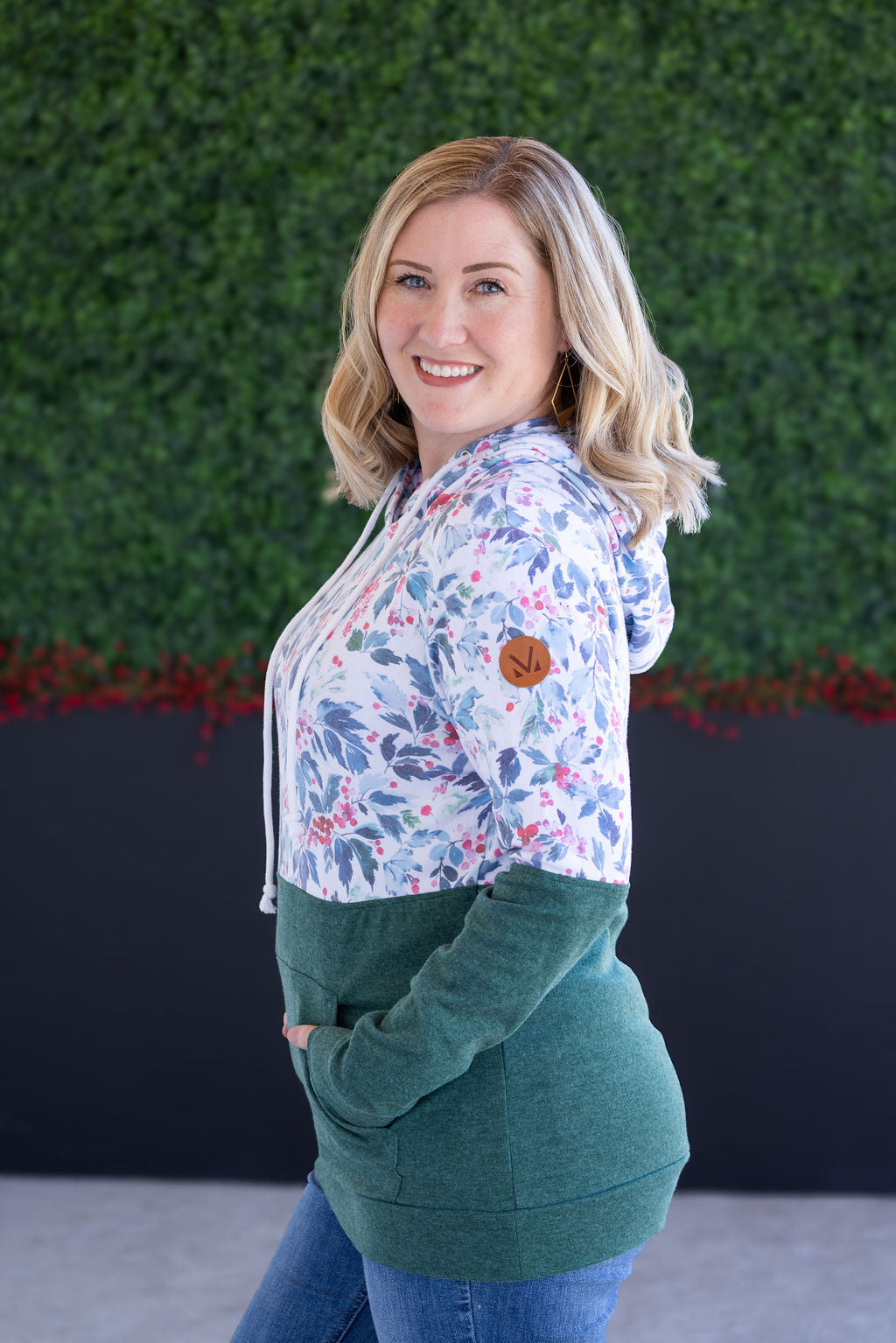 unique-id-bbc57352-abc8-4ce8-8630-65d6bf0206d3