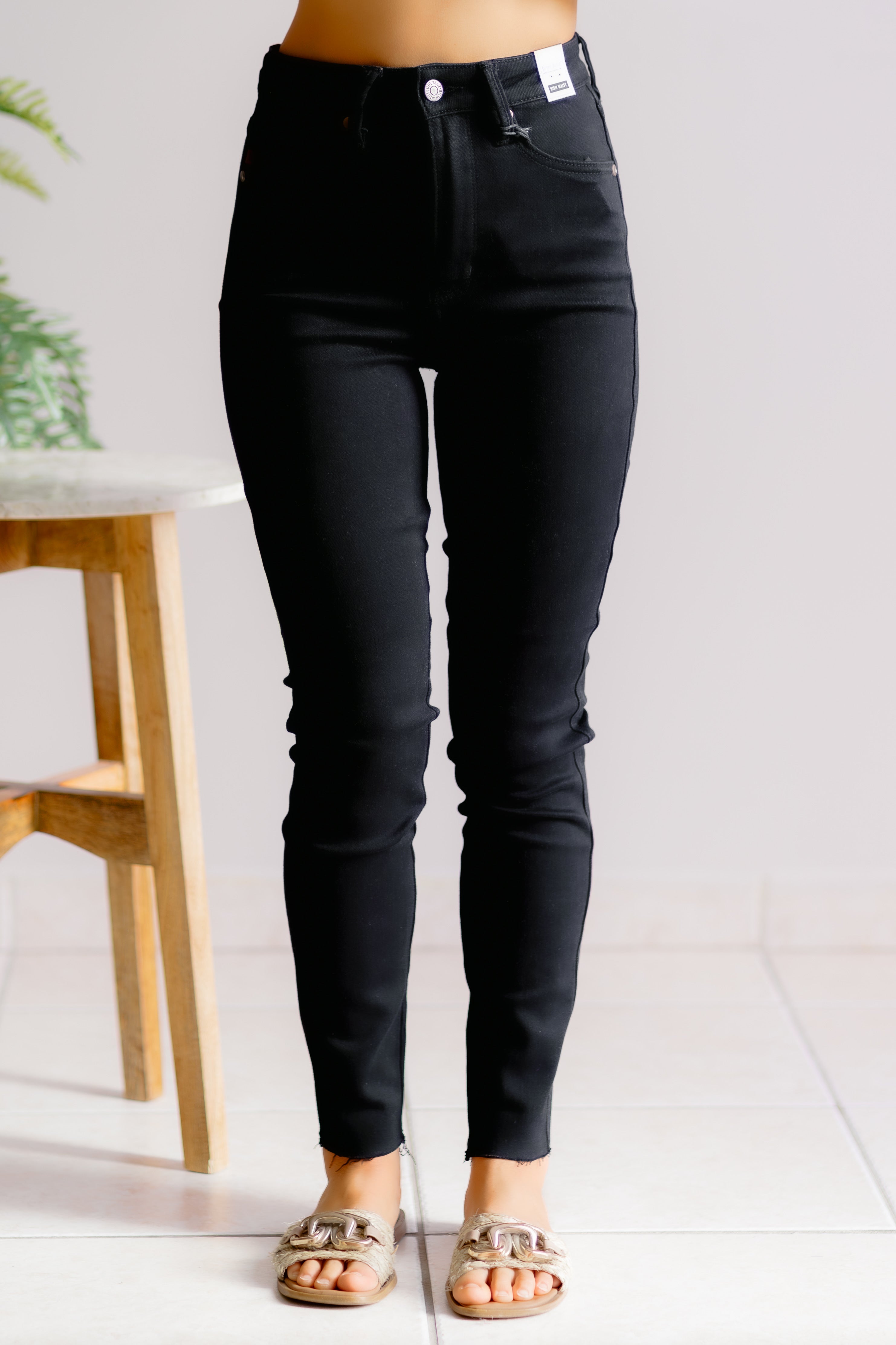 unique-id-1bb5071d-c488-4142-800c-9a2c08a08211